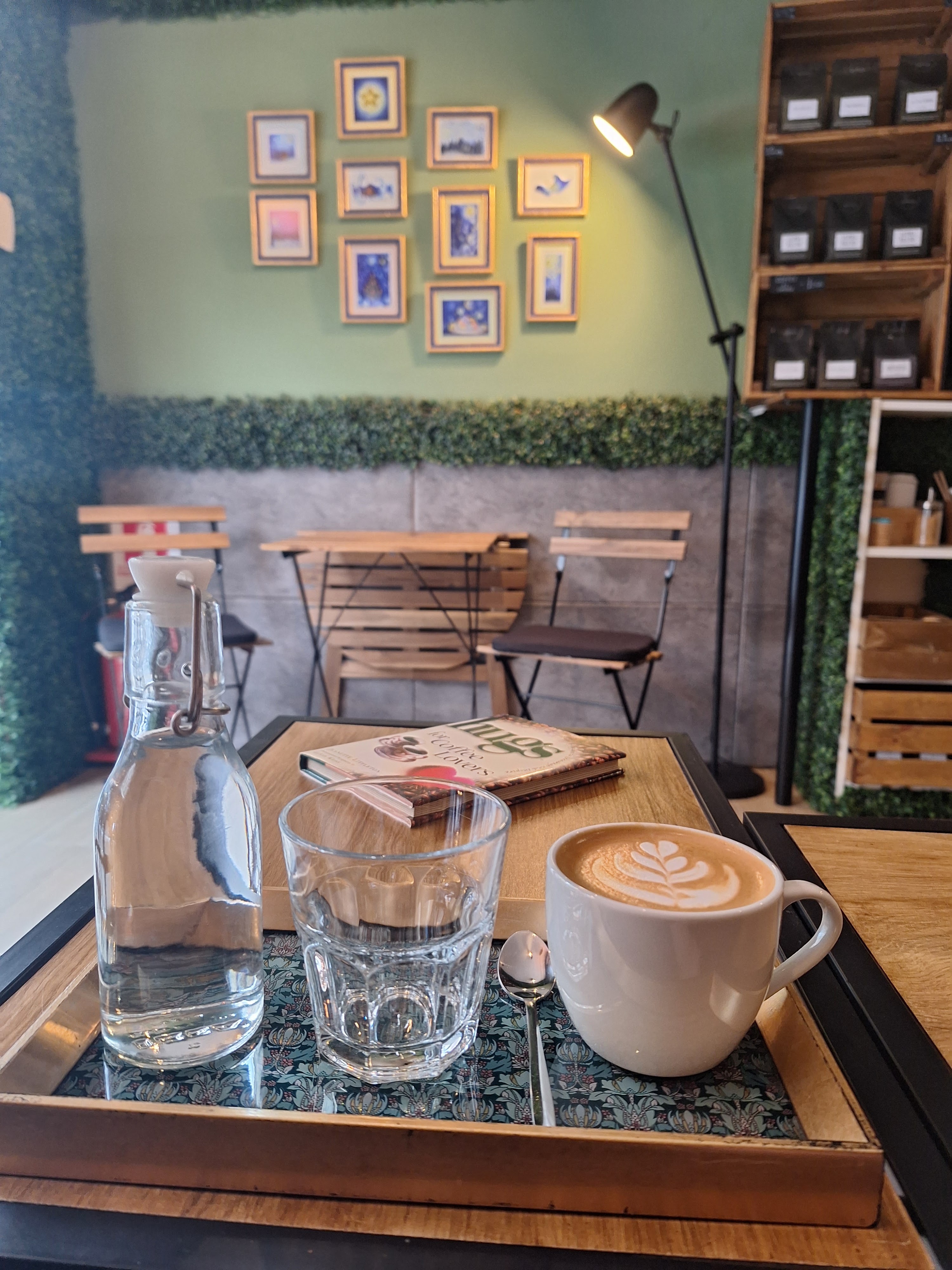 Интериорът на Better Specialty Coffee